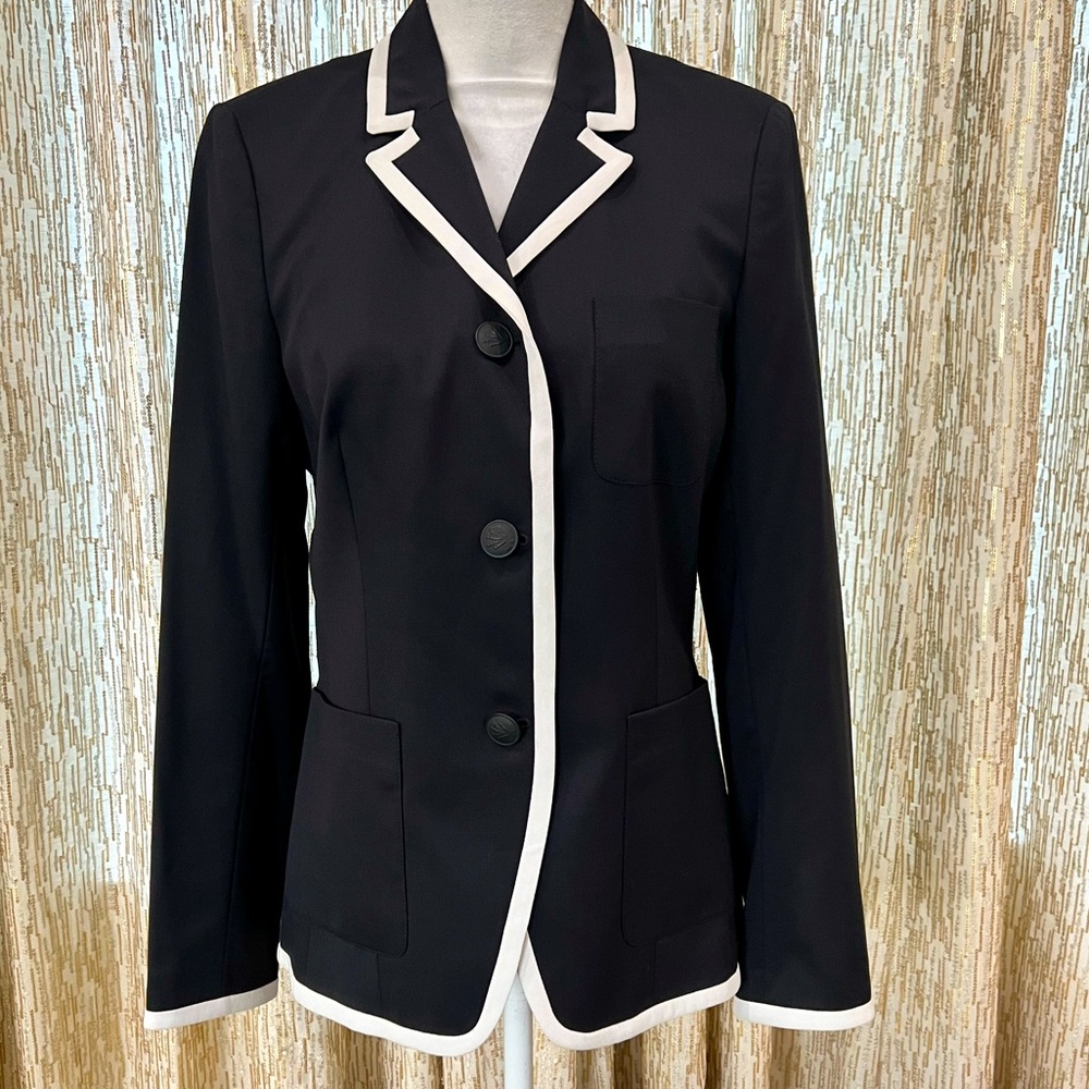 Excellent condition Rag & Bone Black and White Blazer